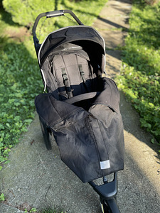 Thule Urban Glide 2 + lisavarustus (8 foto / 8)