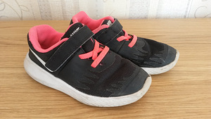 Nike кроссовки (1 фото из 1)
