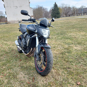 Продается Honda Hornet (5 фото из 8)