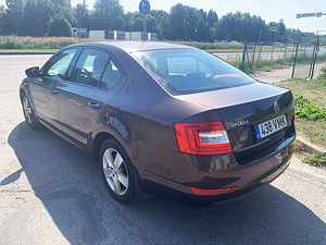 Skoda Octavia hästi hooldatud ja väga heas korras 181000km (2 foto / 10)