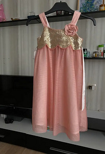 Ilus kleit 104sm (1 foto / 2)