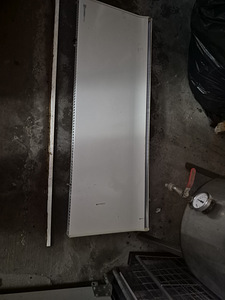 Seinale paigaldatav elektriradiaator (1 foto / 3)