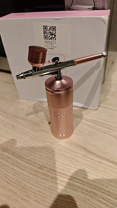 Airbrush (1 foto / 2)