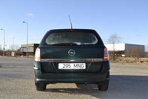 Opel Astra 2006 (4 foto / 7)