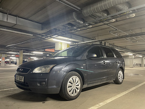 Ford Focus 2.0 107kw 2007 automaat (2 foto / 10)