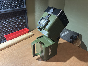 Военный фонарь (2 фото из 7)