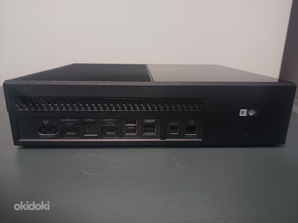 Игровая консоль Xbox One