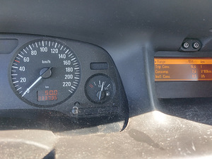 Opel Zafira 2.0 74 kw 2005 (6 foto / 9)