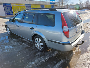 Ford Mondeo Turnier (4 foto / 10)