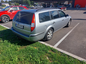 Ford Mondeo 1,8 81 kw 2007 (2 foto / 11)
