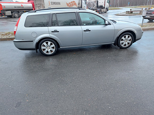 Ford Mondeo 1,8 81 kw 2007 (5 foto / 10)