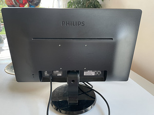 Монитор Philips 21,5 дюйма (2 фото из 3)