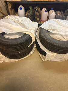 Kasutamata lamellrehvid Michelin 4tk (2 foto / 4)