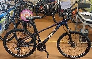 Jalgrattad vaba aeg maante maastiku naiste