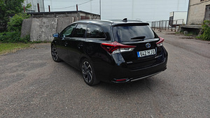 Toyota Auris hübriid LPG 1.7 73kw (6 foto / 15)