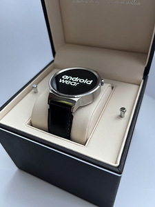 Huawei Watch 1st Gen (4 foto / 8)
