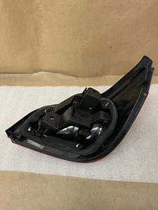 BMW E60 originaal tagatuled (4 foto / 8)