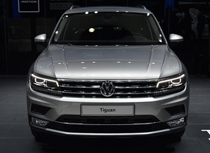 Esituli Volkswagen Tiguan (2016-2020) (6 foto / 6)