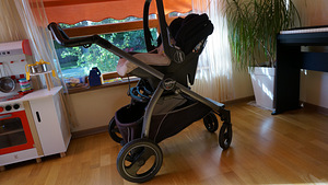 Vanker + Turvatool + Isofix alus + lisad komplekt 3in1 Peg P (6 foto / 10)
