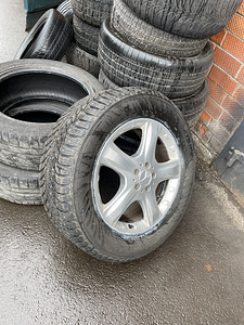 Mercedes-Benz 275/55/19 nokian hakkapelita 9 (1 foto / 5)
