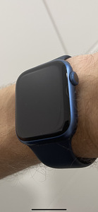 Apple Watch 7 45 мм GPS (3 фото из 3)