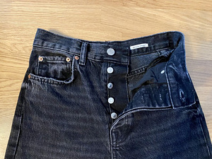 Zara Straight Fit Cropped High Rise teksad, 34-36 suurus (1 foto / 4)