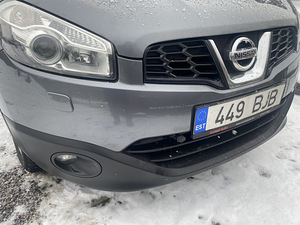 Nissan 7 kohta, diisel (3 foto / 15)