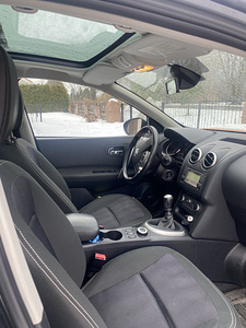Nissan 7 kohta, diisel (9 foto / 15)
