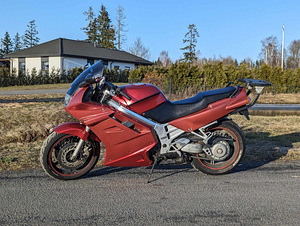 Honda VFR 750 RC 36-1 V4 74kW (6 foto / 8)