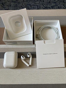 Продам AirPods 1st-Gen (2 фото из 3)
