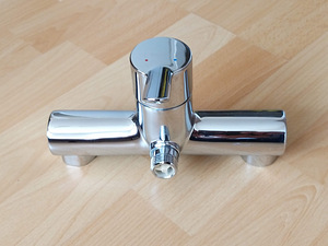 Vannisegisti "hansgrohe" (2 foto / 3)
