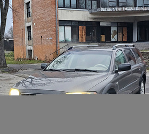 Volvo xc70 2.4 120kwt 2006 (1 foto / 6)
