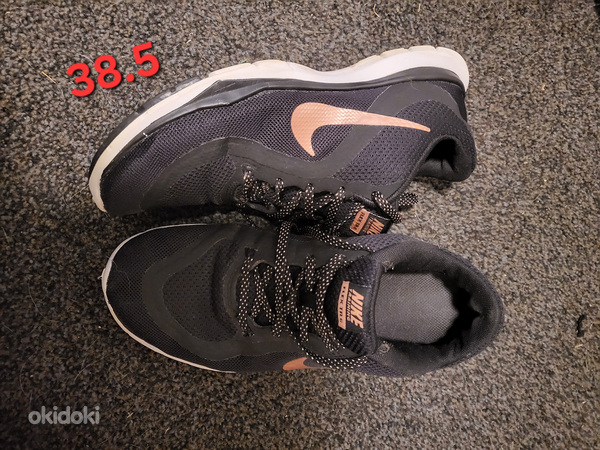 Nike tossud 38.5