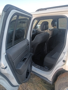 Jeep patriot 2.4 bens varuosadeks (2 foto / 5)