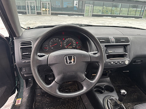 Honda Civic 1.4 2001 (6 foto / 7)