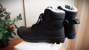 S.40(stm 25.5sm)- talve PALLADIUM PAMPA Sport CUFF-uued- (5 foto / 10)