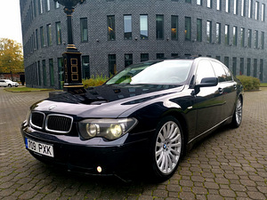 BMW 730D INDIVIDUAL 160kw Üv 2023 oktoober (2 foto / 7)