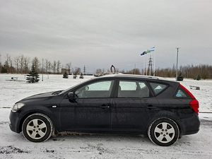 Vahetada Kia Ceed 2010 1.4 80kw Üv 2025 okt (7 foto / 12)