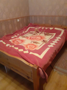 Kahekohaline puidust voodi (2 foto / 3)