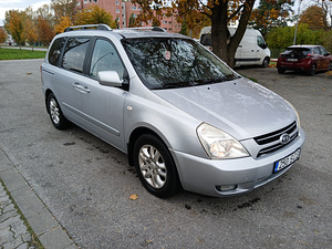 Kia carnival (6 фото из 12)