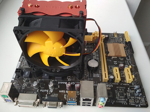 Asus H81M-K + i5-4430 (3 foto / 3)