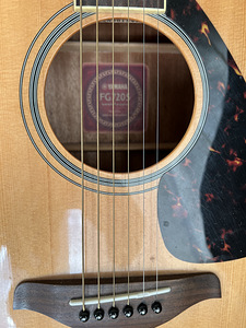 YAMAHA FG720S Akustiline kitarr (2 foto / 4)
