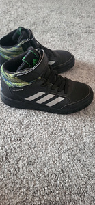 Adidas (1 фото из 2)