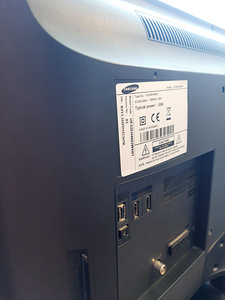 Samsung 32-дюймовый LED-телевизор (Серия 4) (7 фото из 10)