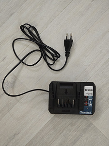 Akutrell Makita HP488D009 + Aku 2tk 18V 1,5Ah + laadija (8 foto / 9)
