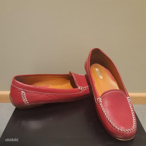 Красные кожаные туфли Geox (фото #1)
