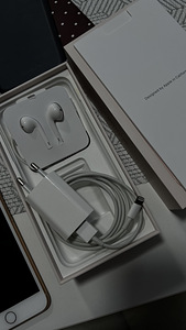 Продам iPhone 8plus 64gb + airpods (4 фото из 6)