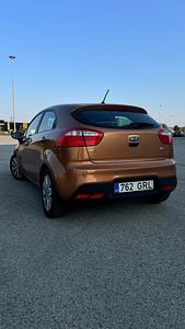 Kia Rio 1.4 66kW (2 foto / 7)