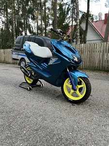 Yamaha Aerox (1 foto / 10)