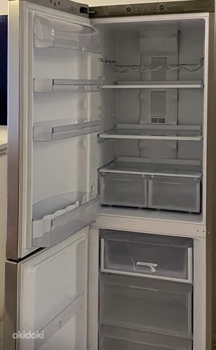 Холодильник hotpoint ariston 322L (фото #2)